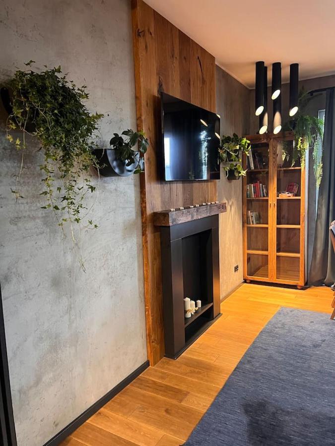 Lake Park Apartament With Free Parking Airport Netflix Daire Varşova Dış mekan fotoğraf