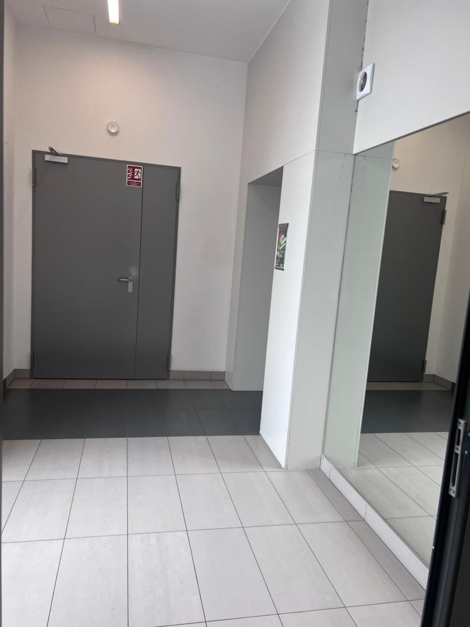 Lake Park Apartament With Free Parking Airport Netflix Daire Varşova Dış mekan fotoğraf