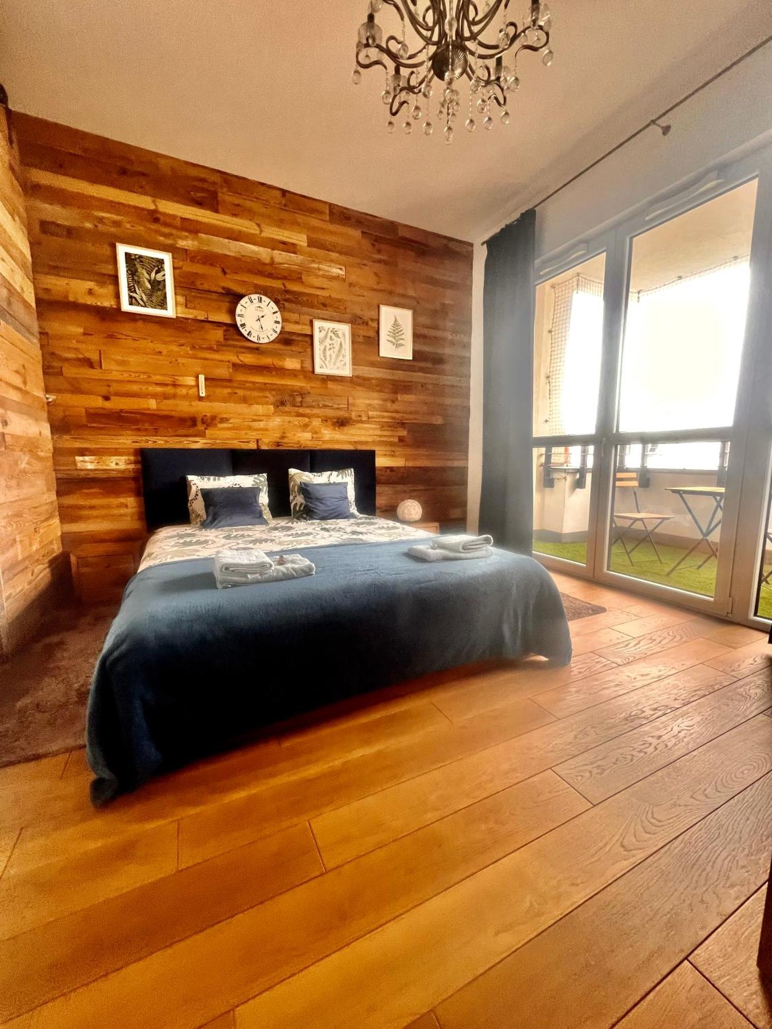 Lake Park Apartament With Free Parking Airport Netflix Daire Varşova Dış mekan fotoğraf