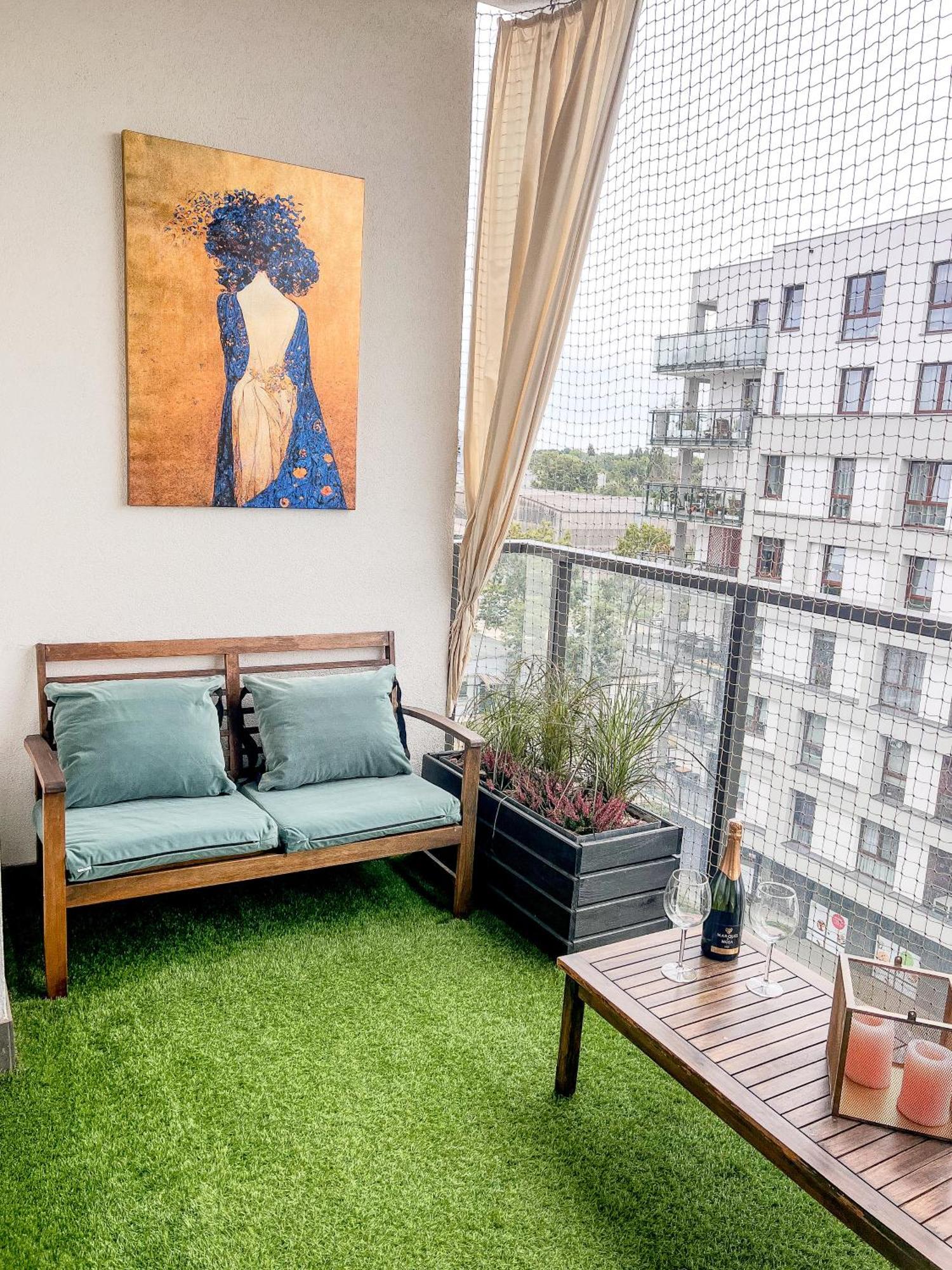 Lake Park Apartament With Free Parking Airport Netflix Daire Varşova Dış mekan fotoğraf