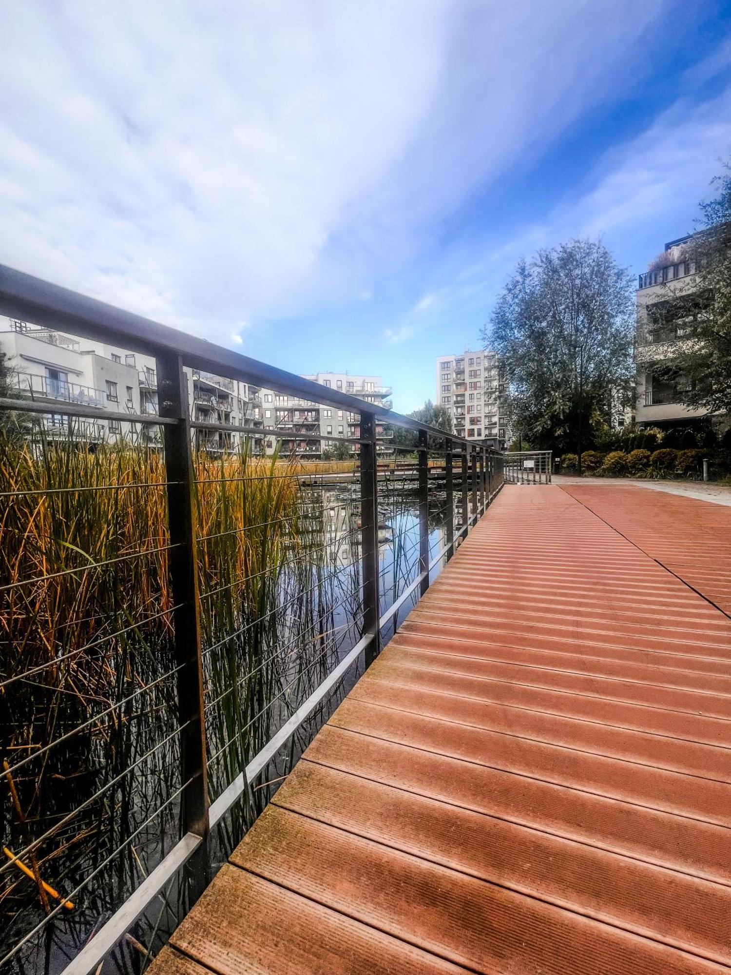Lake Park Apartament With Free Parking Airport Netflix Daire Varşova Dış mekan fotoğraf